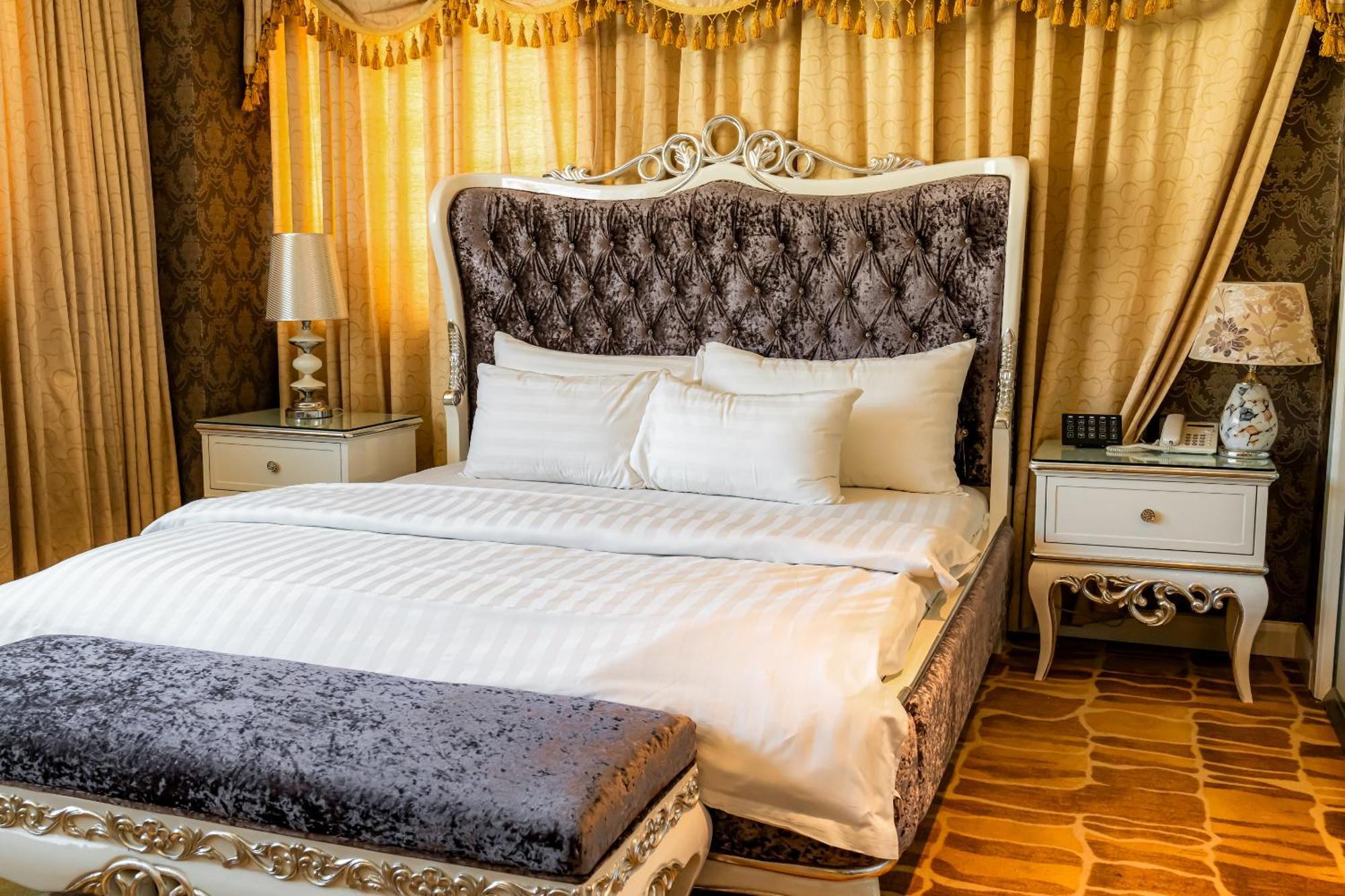 Hoang Trieu Hotel Ho Chi Minh Zewnętrze zdjęcie