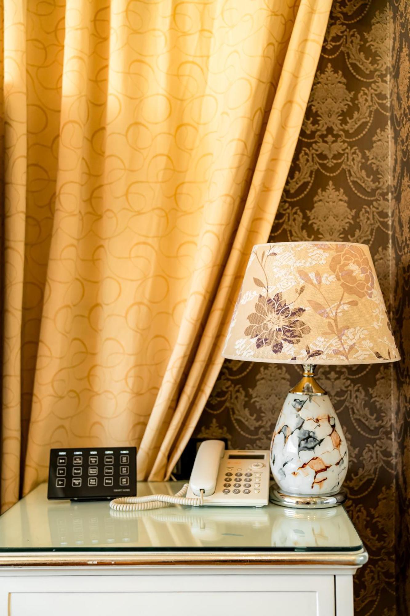 Hoang Trieu Hotel Ho Chi Minh Zewnętrze zdjęcie